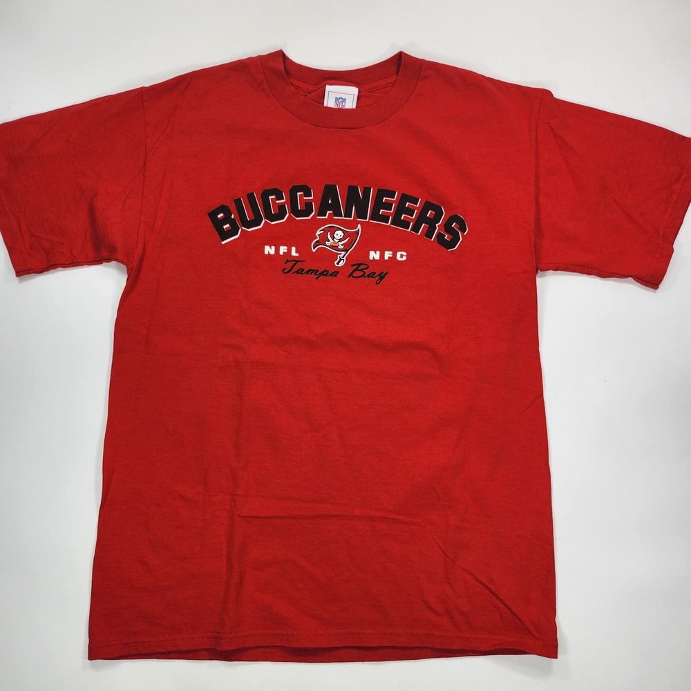 Tampa‎ Bay Buccaneers Shirt Vintage Embroidered Short Sleeve Red Men Medium
